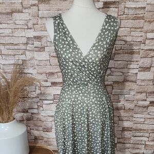 Guberry Floral Sleeveless Dress - Green